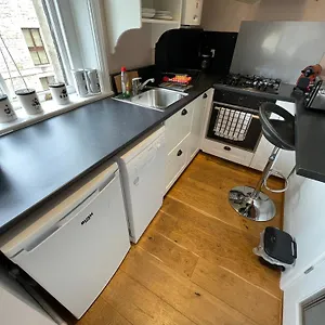10 Grove St - Apartamento
